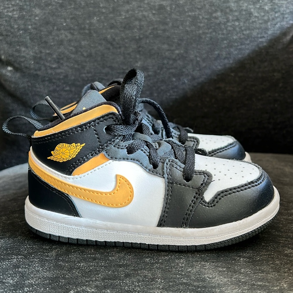 Kids Jordan 1